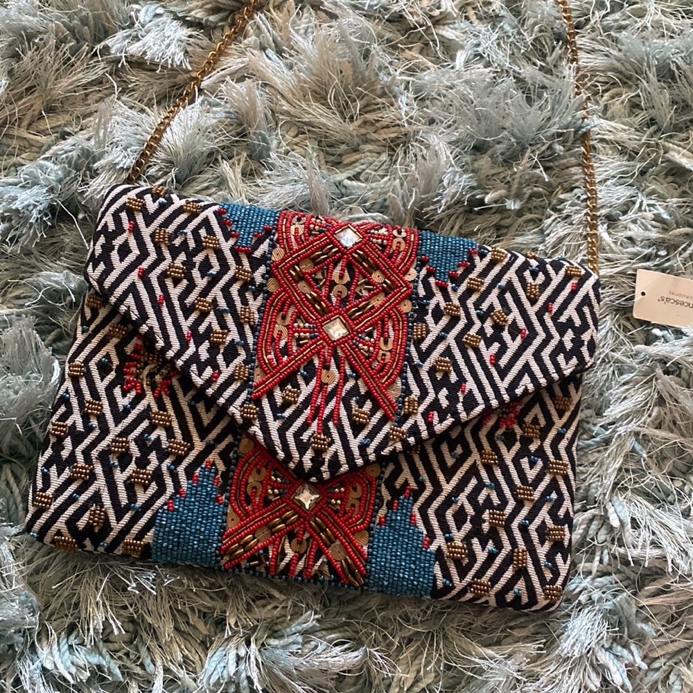 NWT Purse Embellished Beaded Embroidered Bag